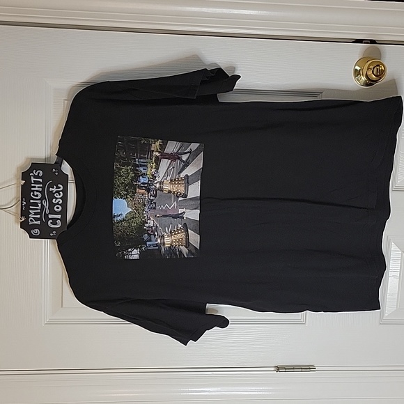 BBC Doctor Who Graphic T-Shirt XL Black 12th Doctor Clara Abbey Road - Picture 1 of 4